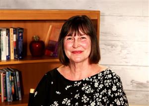 Deborah Guinn 